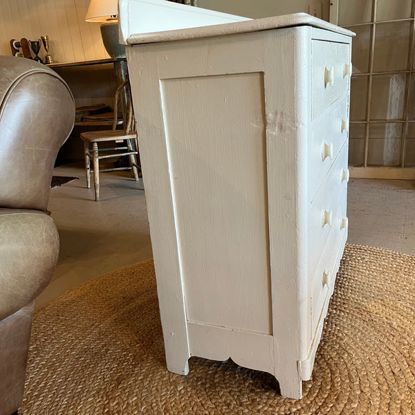 Vintage 4-Drawer Dresser